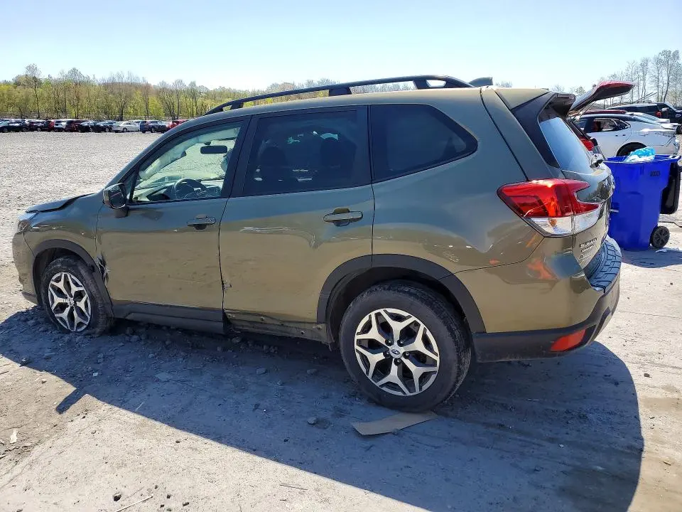 2023 SUBARU FORESTER PREMIUM  