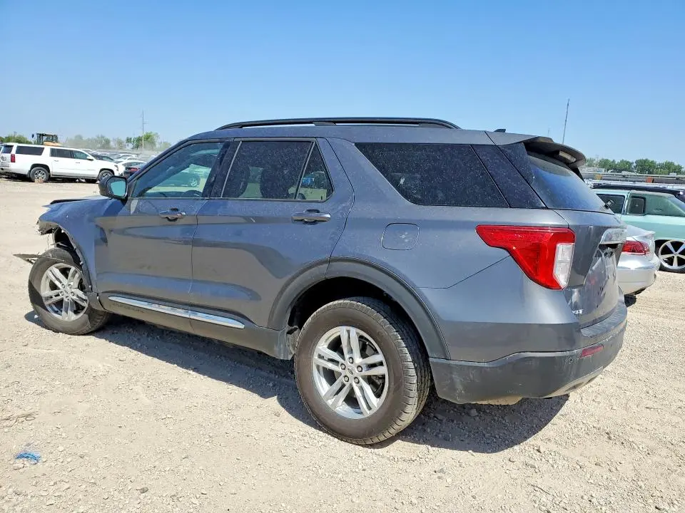 2021 FORD EXPLORER XLT  