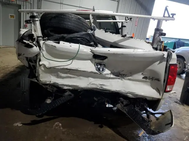 2016 RAM 1500 ST  