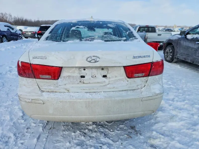 2010 HYUNDAI SONATA GLS  