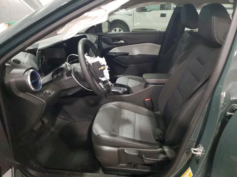 2025 CHEVROLET TRAX 1LT  
