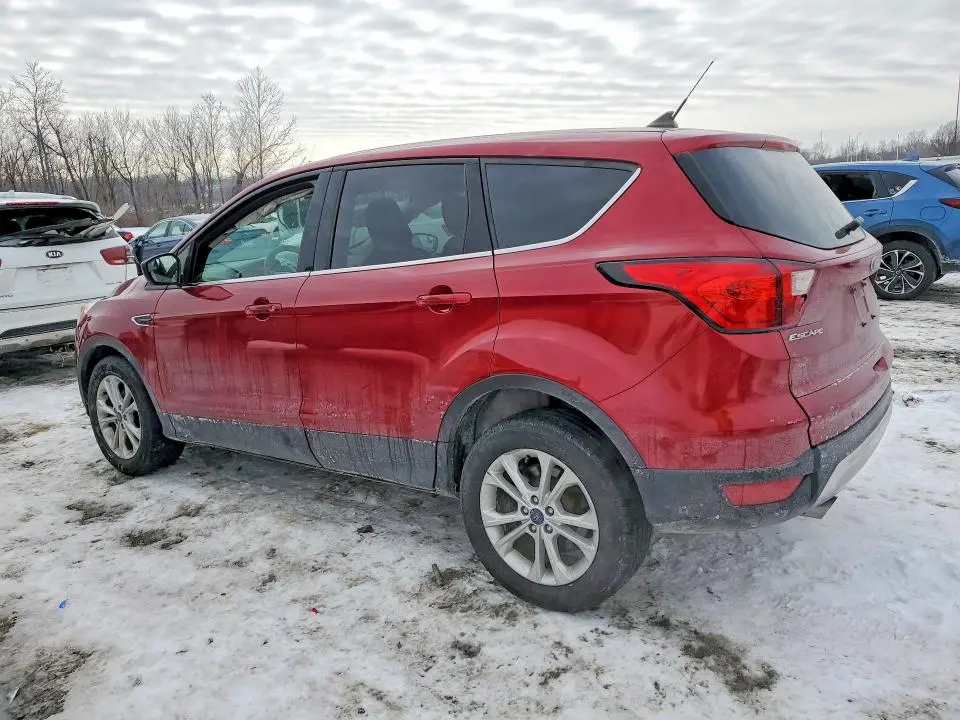 2019 FORD ESCAPE SE  