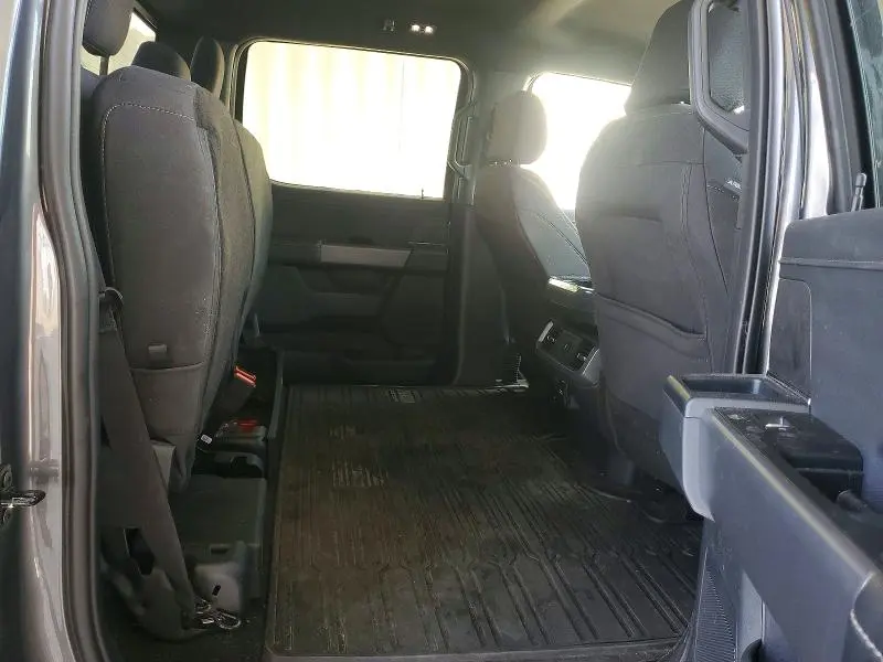 2025 FORD F150 XLT  