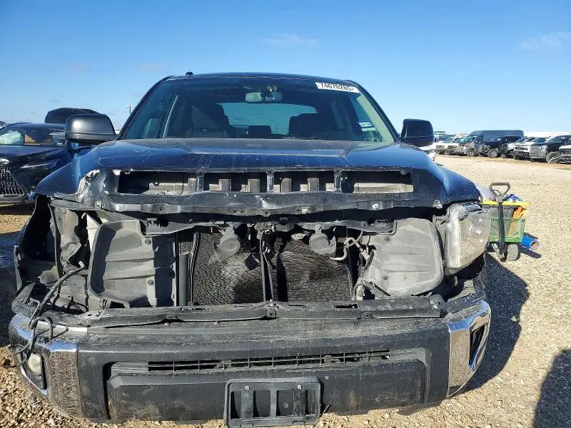 2015 TOYOTA TUNDRA CREWMAX SR5  