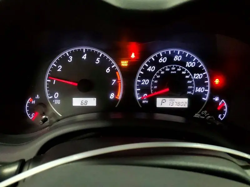 2013 TOYOTA COROLLA LE  