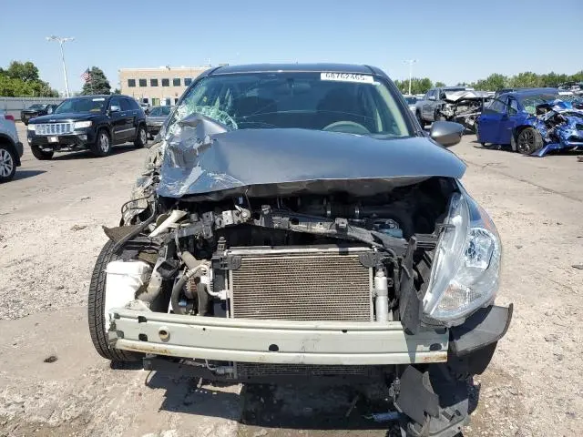 2019 NISSAN VERSA S  