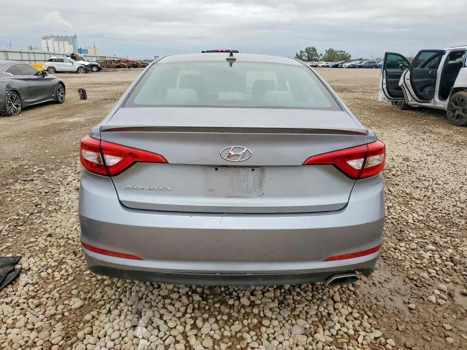 2016 HYUNDAI SONATA SE  