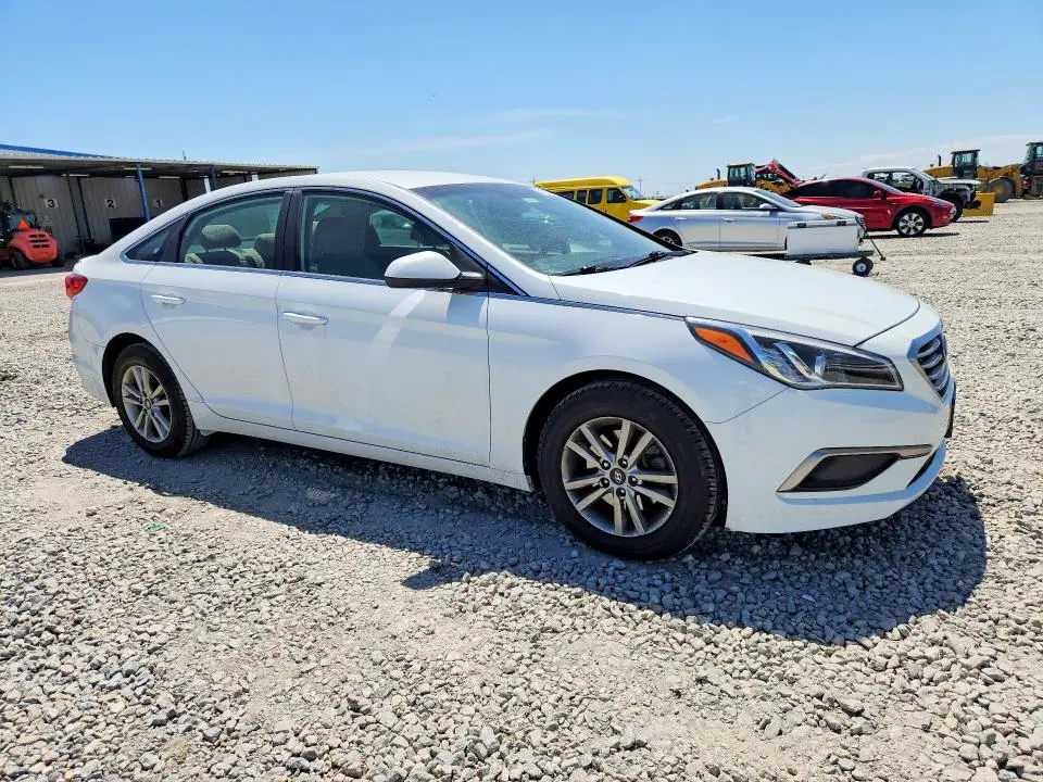 2016 HYUNDAI SONATA SE  