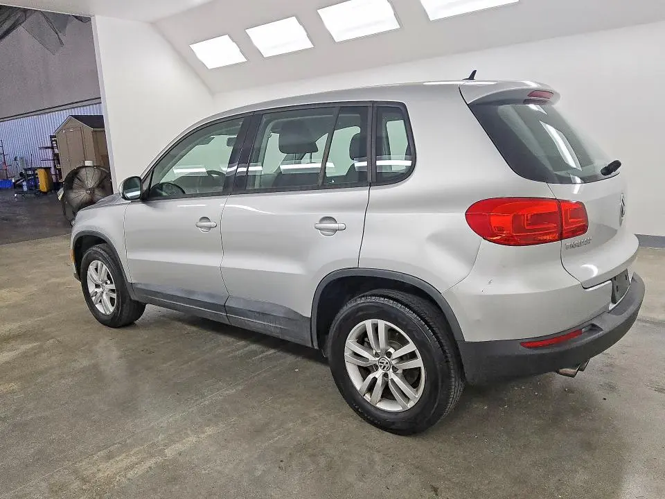 2014 VOLKSWAGEN TIGUAN S  