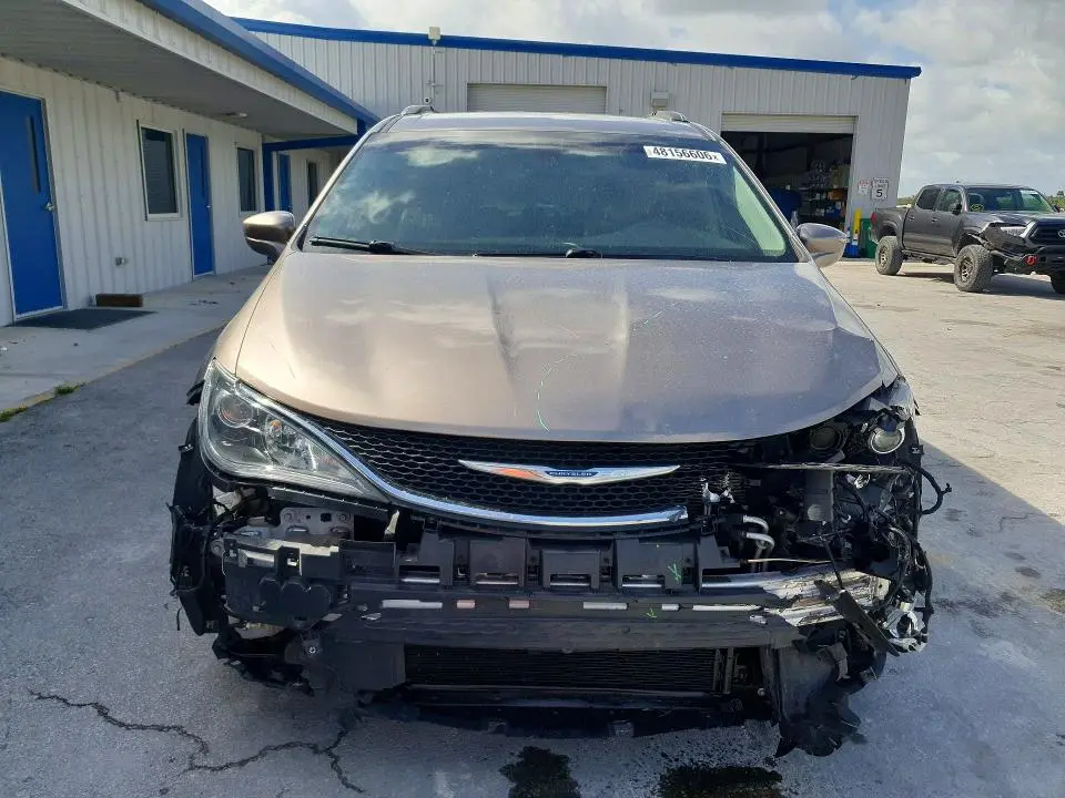 2018 CHRYSLER PACIFICA TOURING L PLUS  