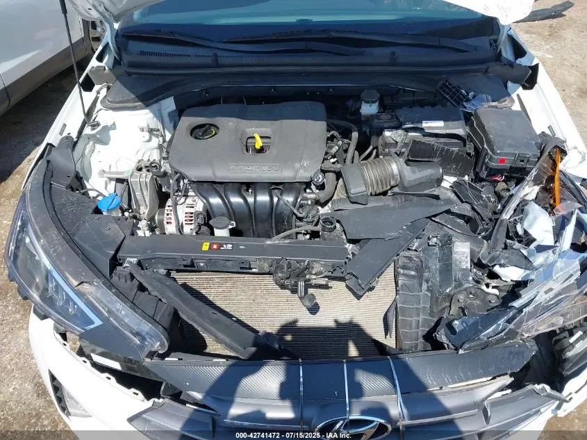 2019 HYUNDAI ELANTRA SE