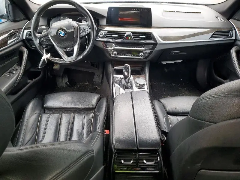 2020 BMW 530 XI  