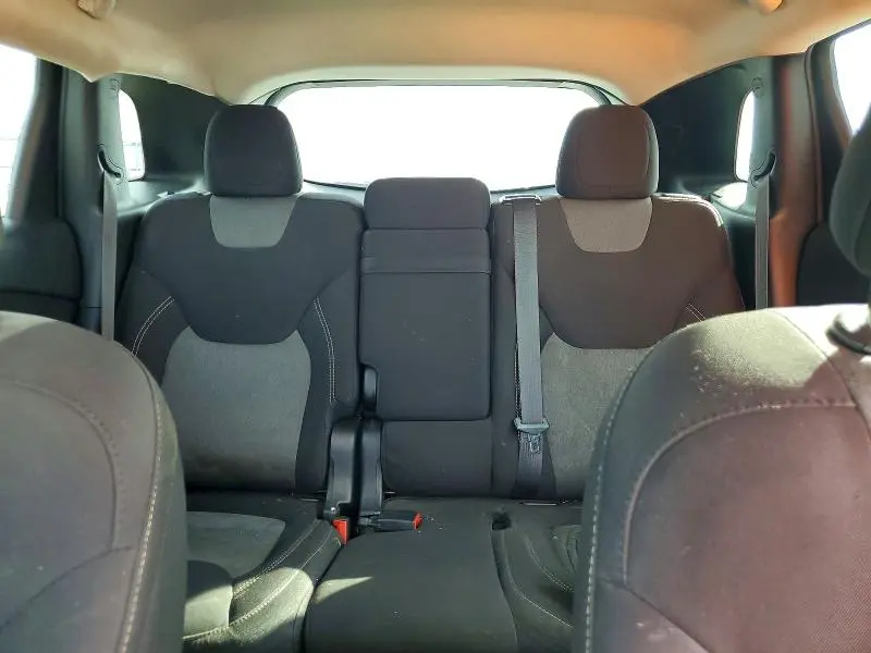 2015 JEEP CHEROKEE SPORT  