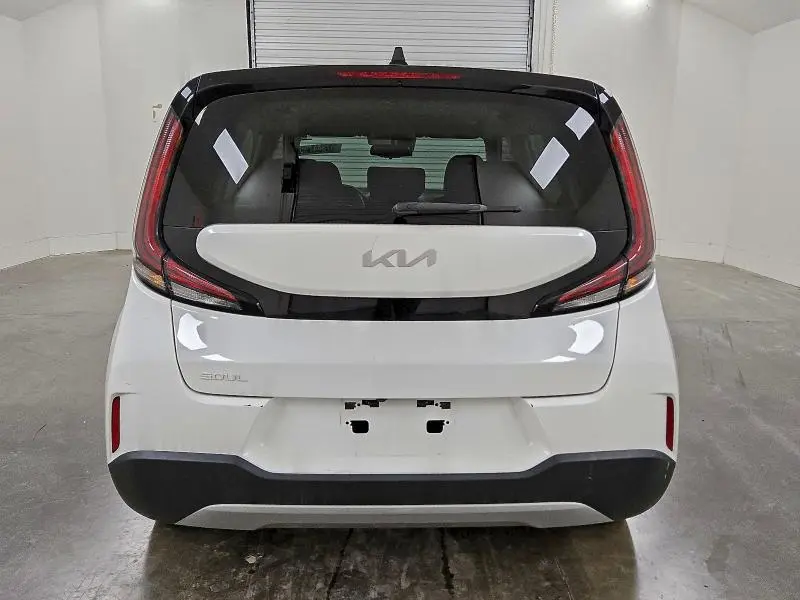 2023 KIA SOUL S  