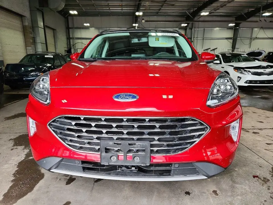 2022 FORD ESCAPE TITANIUM  