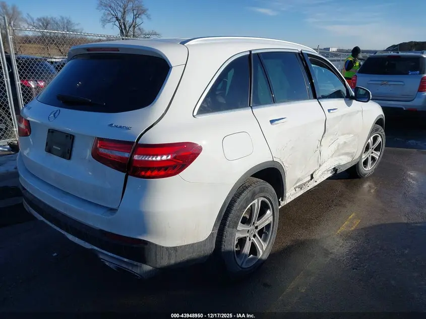 2019 MERCEDES-BENZ GLC 300 4MATIC