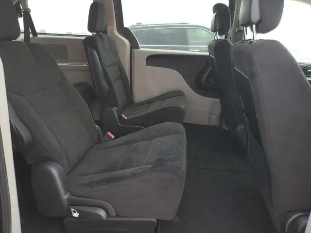 2015 DODGE GRAND CARAVAN SE  