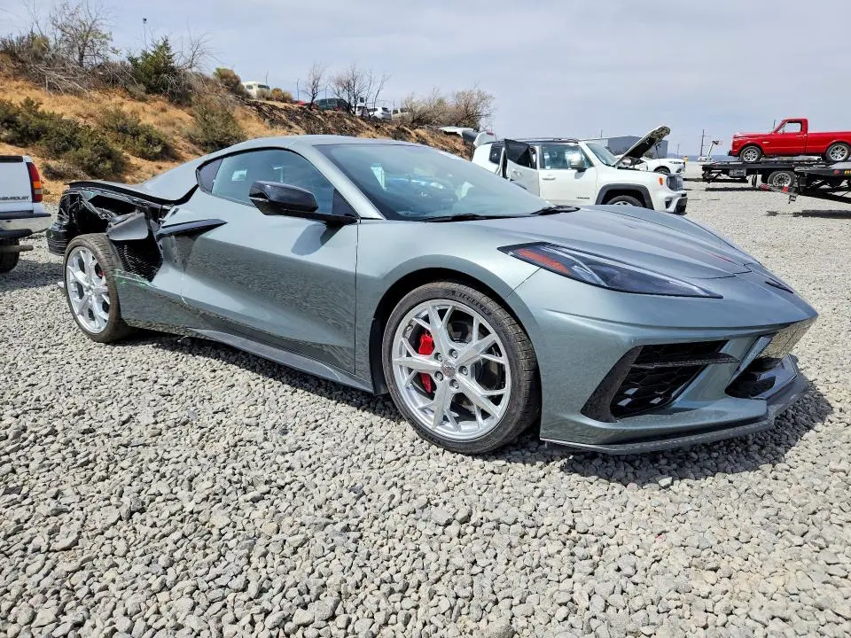 2022 CHEVROLET CORVETTE STINGRAY 2LT  