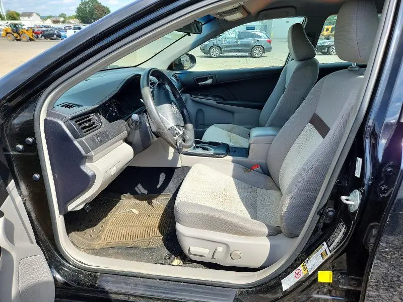 2012 TOYOTA CAMRY LE  