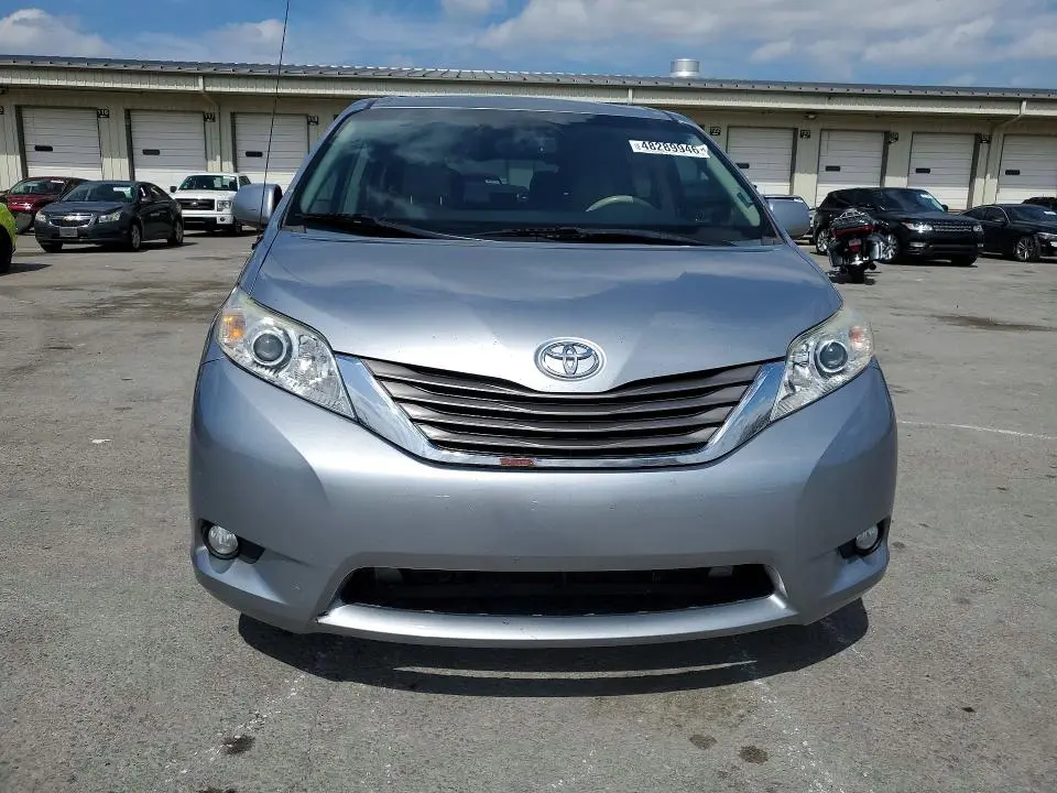 2011 TOYOTA SIENNA XLE 8-PASSENGER  