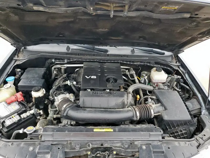 2021 NISSAN FRONTIER S  