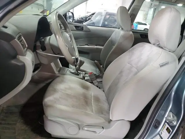 2010 SUBARU FORESTER XS  