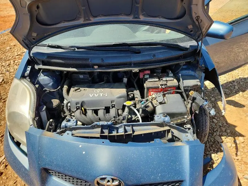 2010 TOYOTA YARIS BASE  