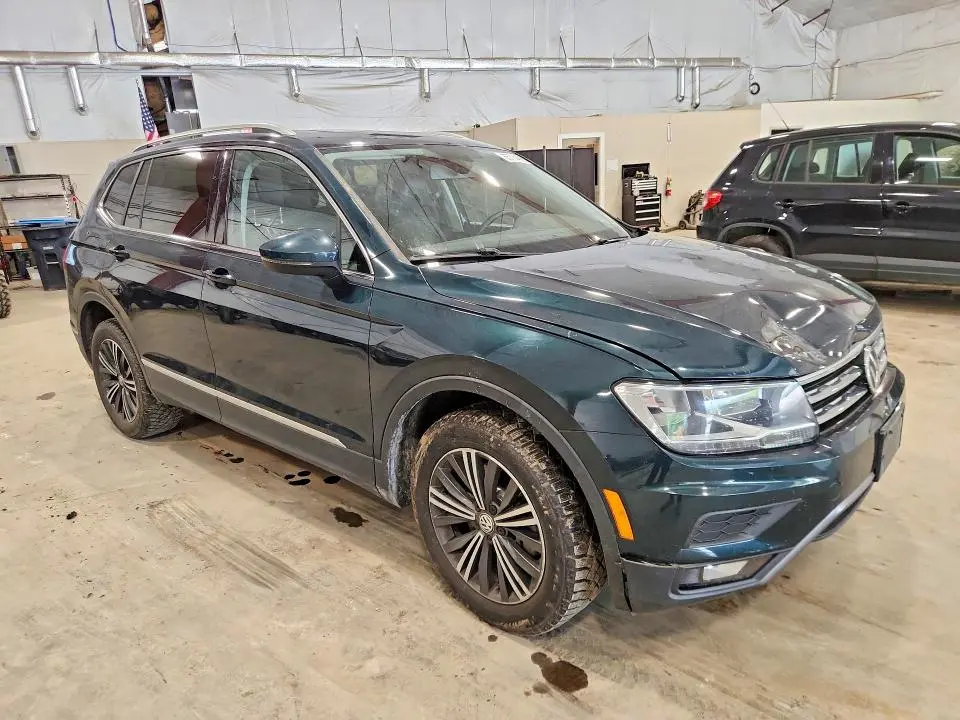 2018 VOLKSWAGEN TIGUAN SE  