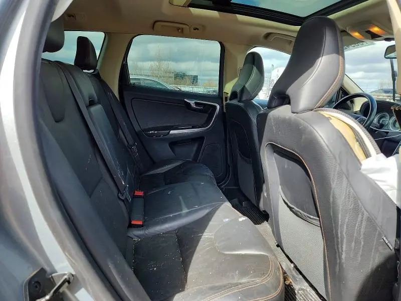 2012 VOLVO XC60 T6  