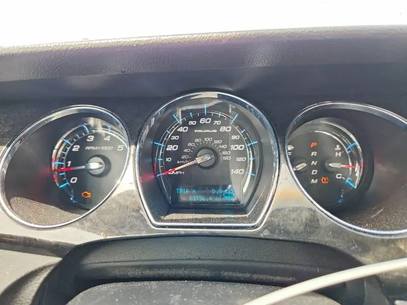 2010 FORD TAURUS LIMITED  