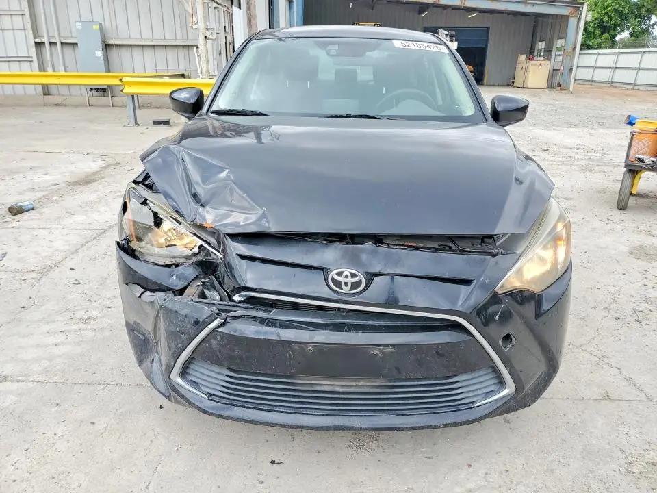 2017 TOYOTA YARIS IA BASE  