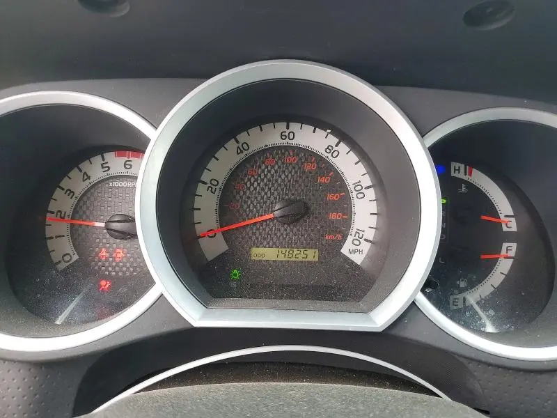 2014 TOYOTA TACOMA V6  