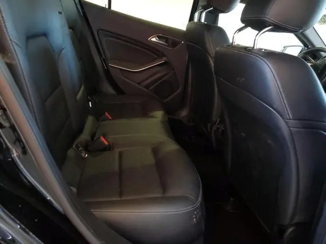 2019 MERCEDES-BENZ GLA 250 4MATIC  