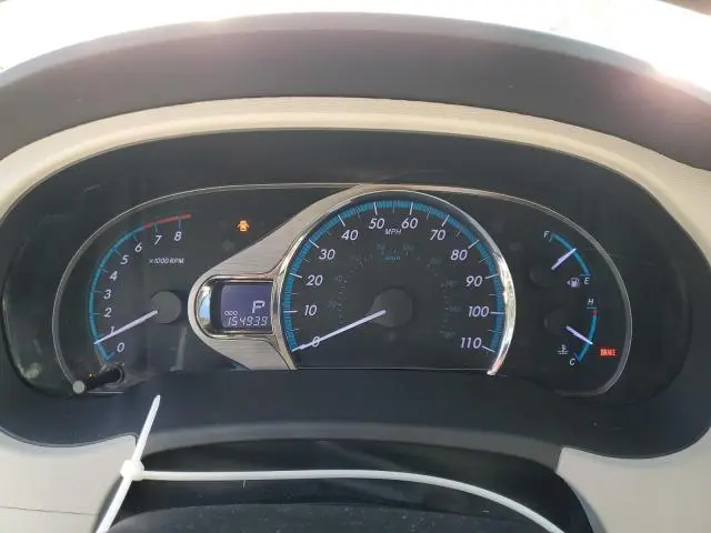 2012 TOYOTA SIENNA XLE  