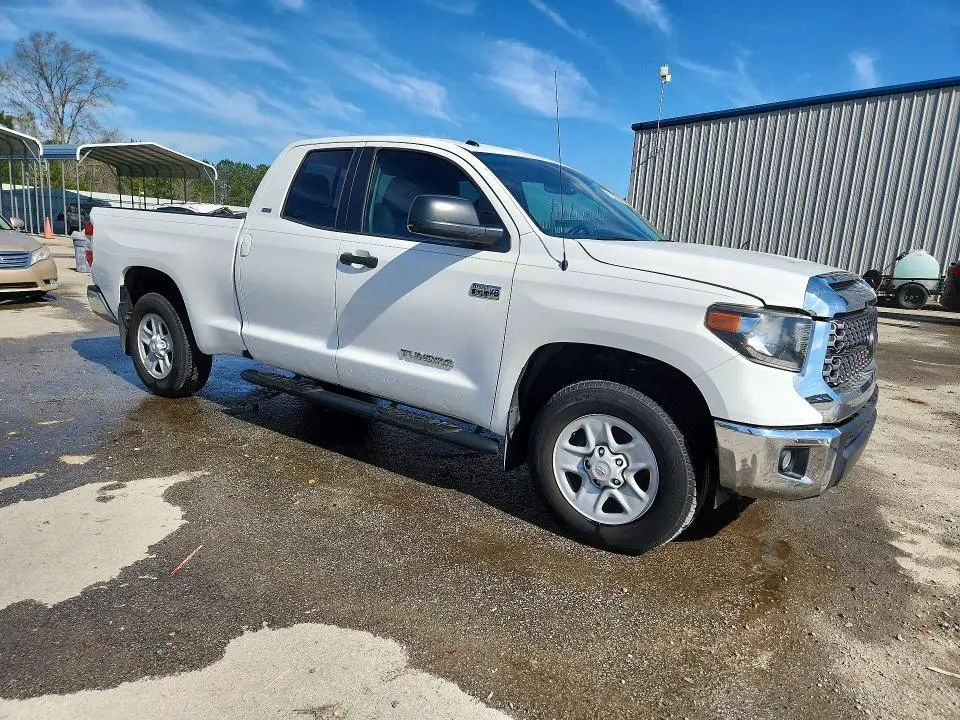 2018 TOYOTA TUNDRA SR5  