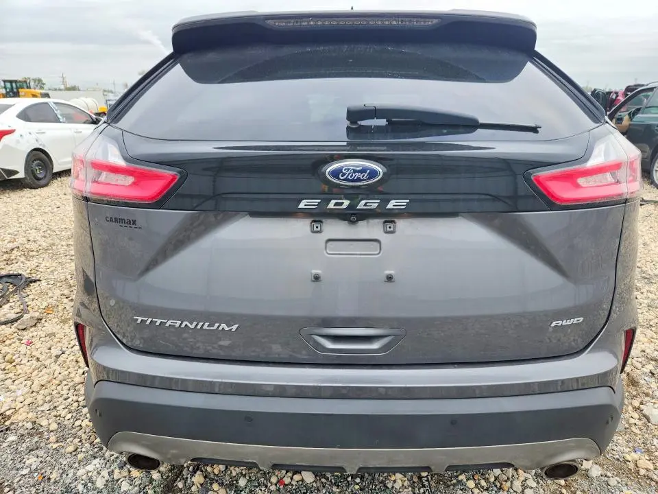2022 FORD EDGE TITANIUM  