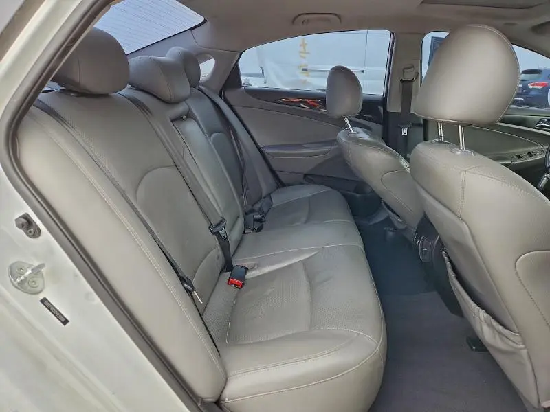 2014 HYUNDAI SONATA SE  