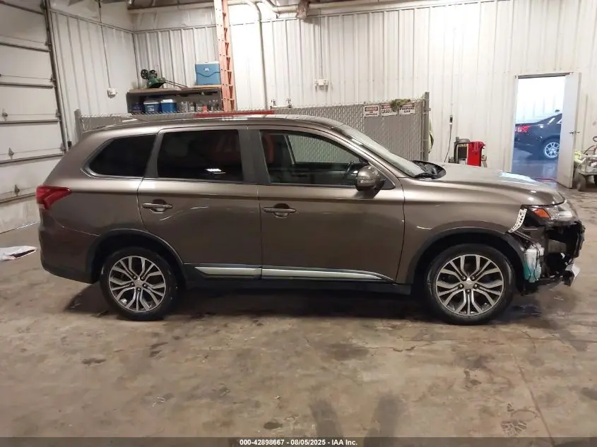 2018 MITSUBISHI OUTLANDER SE