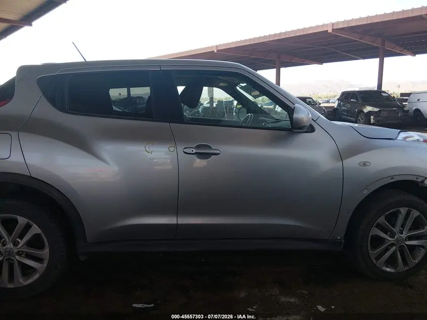2012 NISSAN JUKE SV