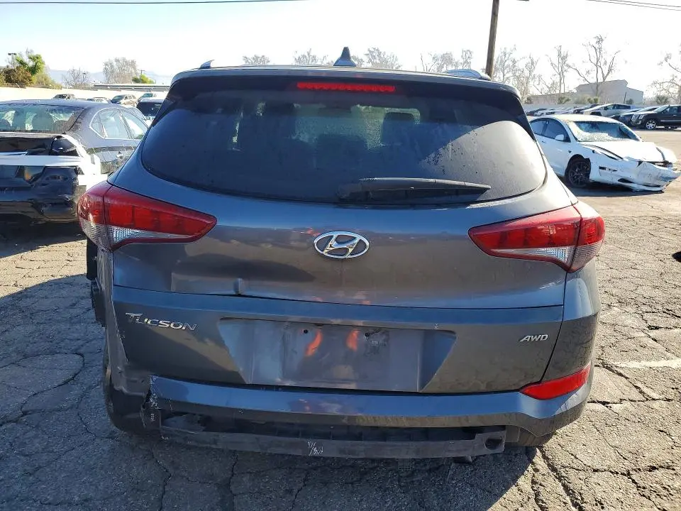 2018 HYUNDAI TUCSON SEL  