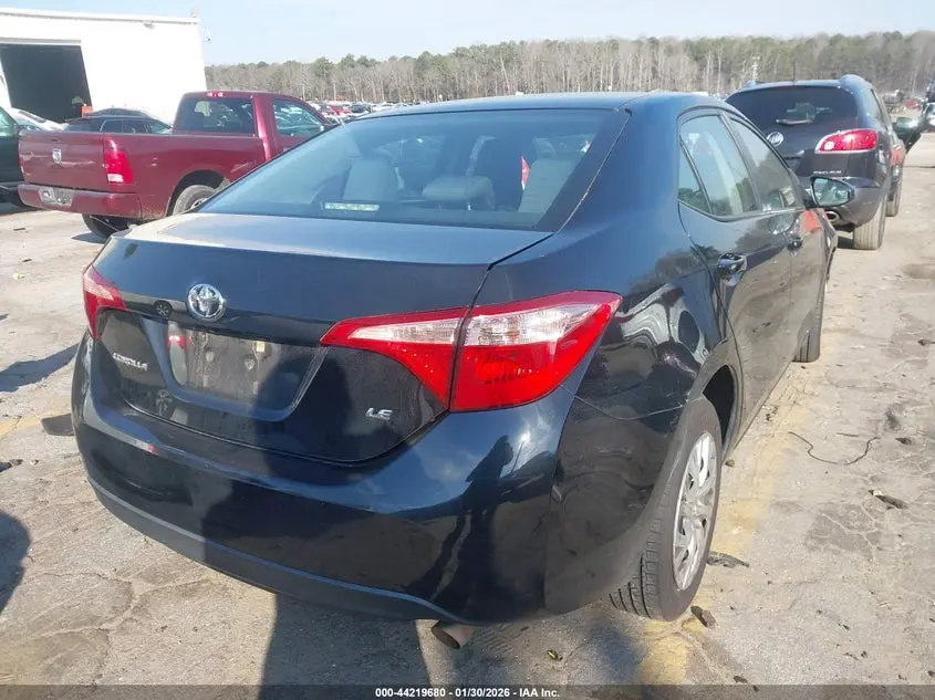 2018 TOYOTA COROLLA LE