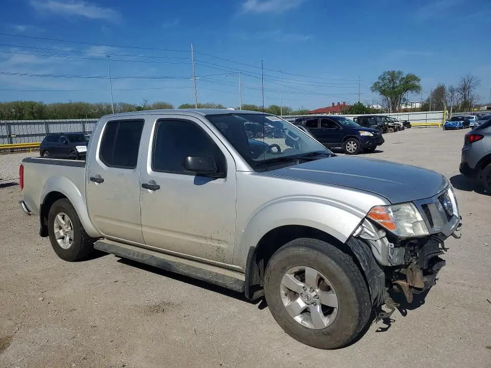 2012 NISSAN FRONTIER S  