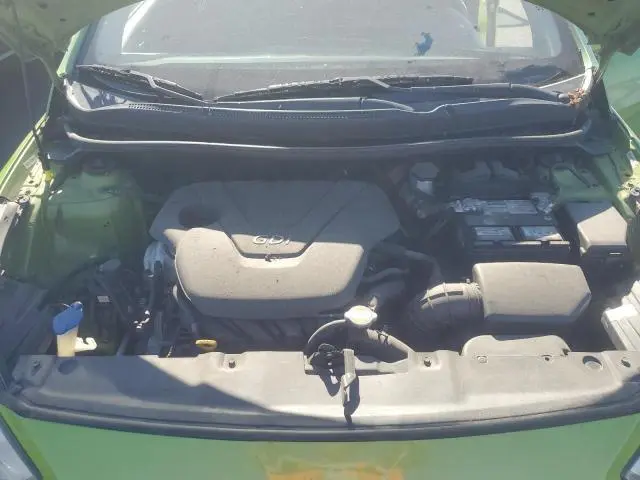 2012 HYUNDAI ACCENT SE  