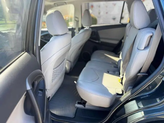 2012 TOYOTA RAV4 LIMITED  