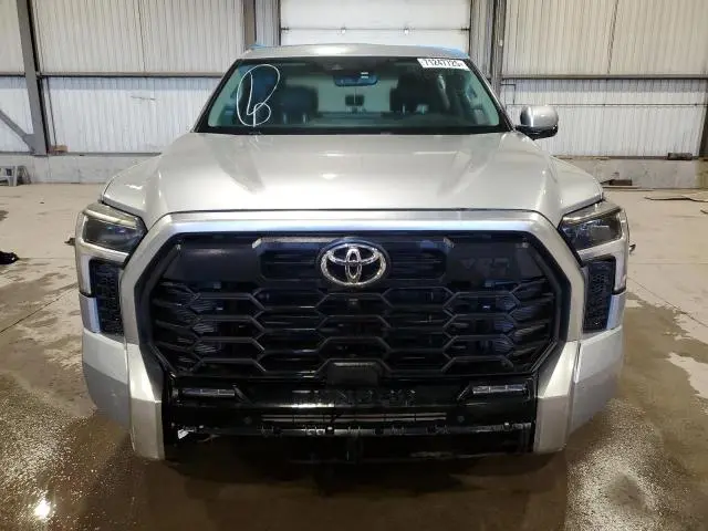 2024 TOYOTA TUNDRA CREWMAX LIMITED  