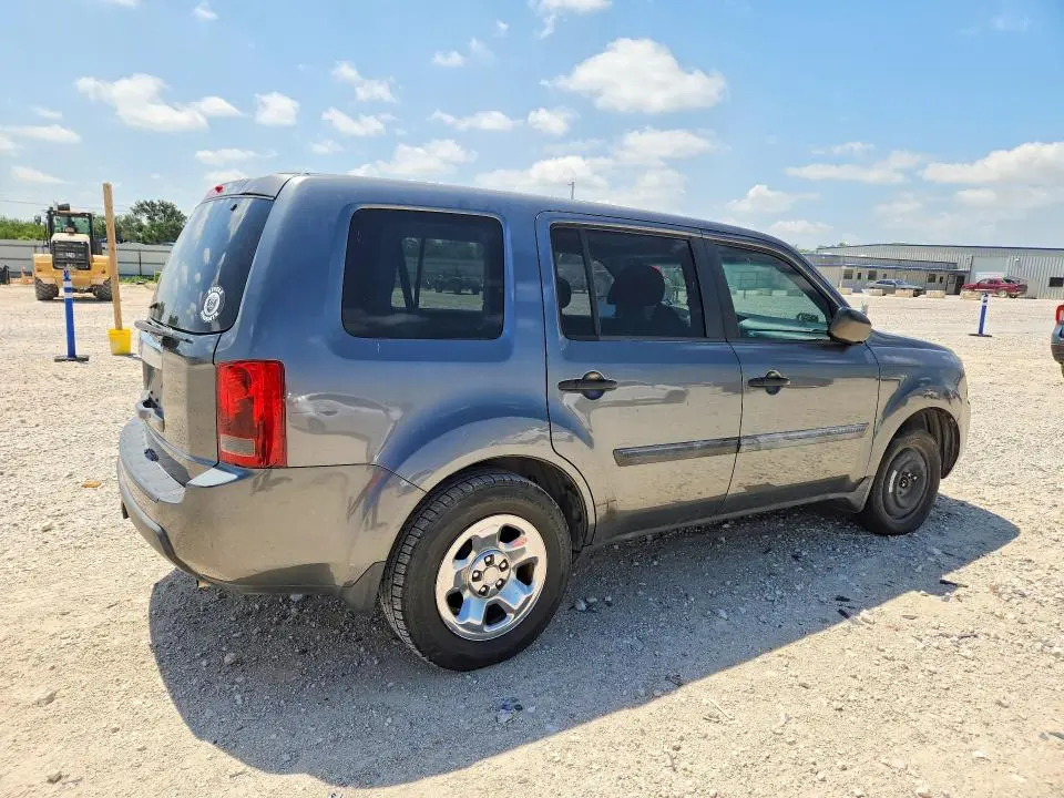 2011 HONDA PILOT LX  