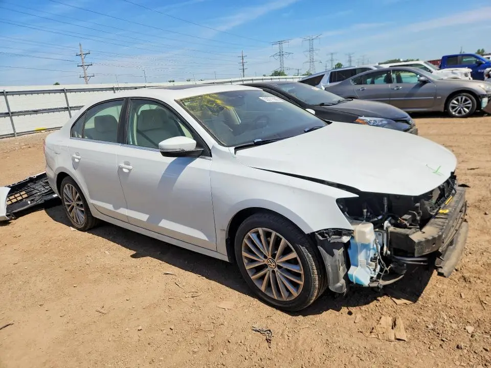 2016 VOLKSWAGEN JETTA SEL  