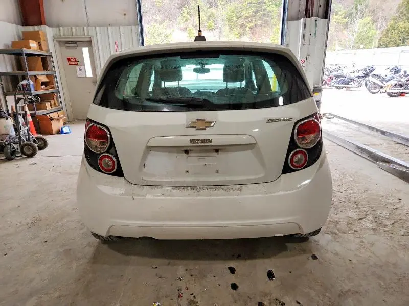 2016 CHEVROLET SONIC LS  