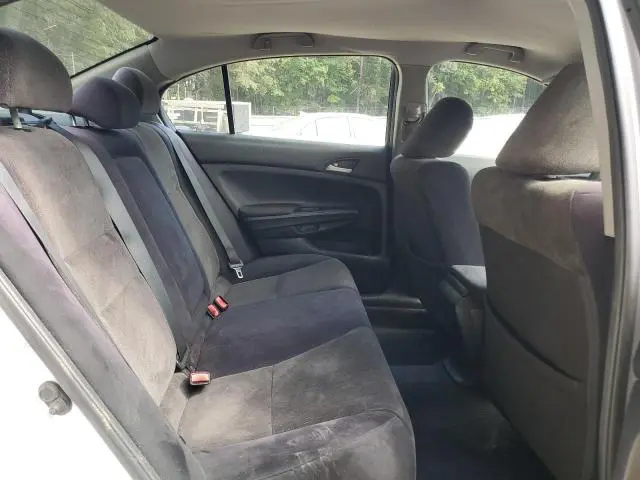 2010 HONDA ACCORD LX  