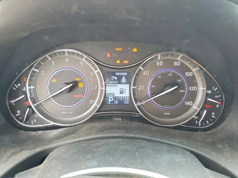 2012 INFINITI QX56 BASE  